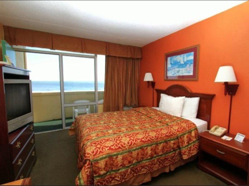 Days Inn By Wyndham Myrtle Beach-Beach Front Kültér fotó
