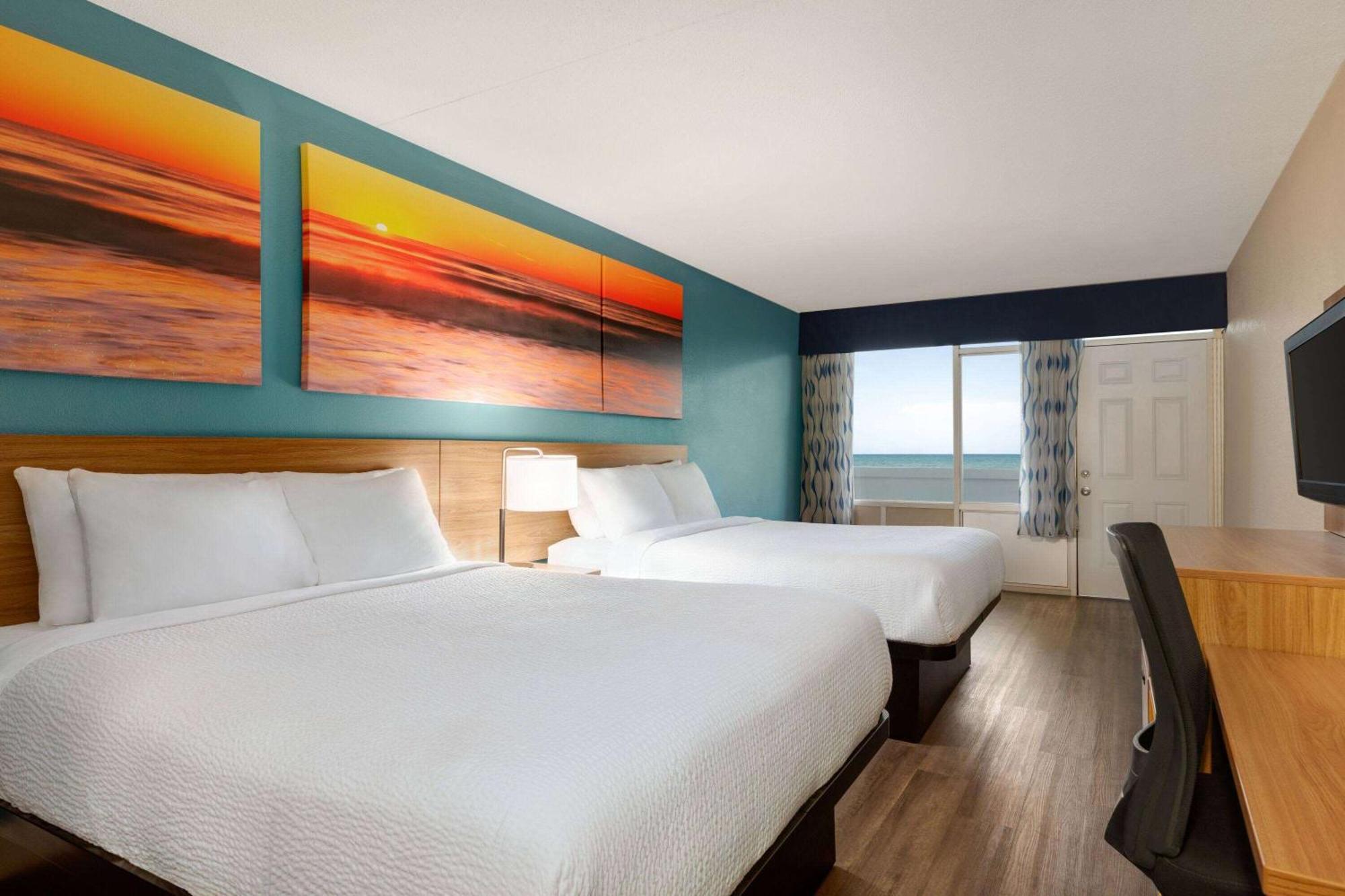 Days Inn By Wyndham Myrtle Beach-Beach Front Kültér fotó