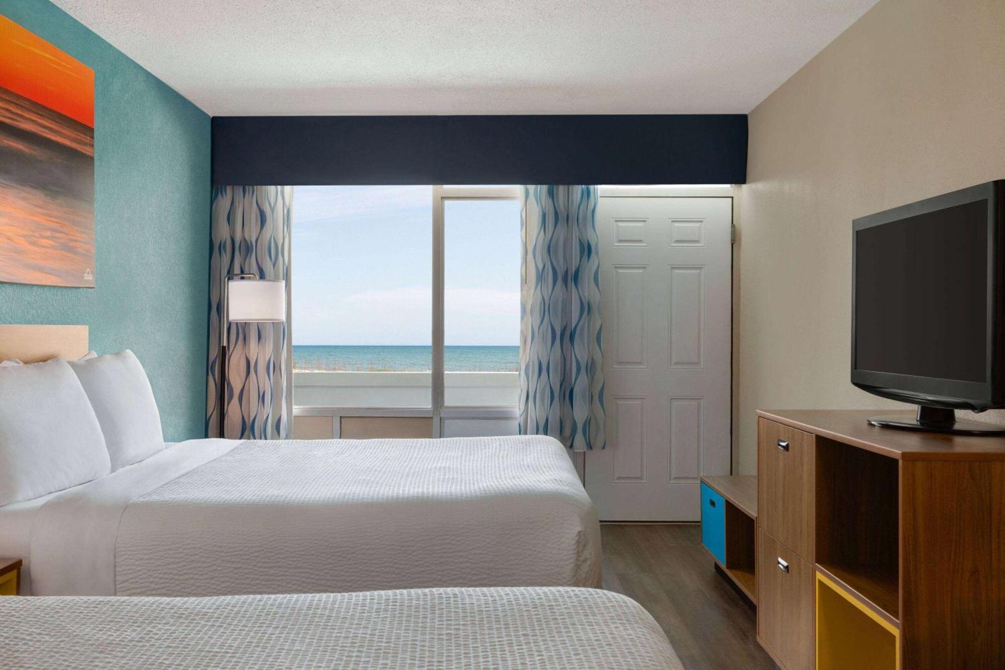 Days Inn By Wyndham Myrtle Beach-Beach Front Kültér fotó