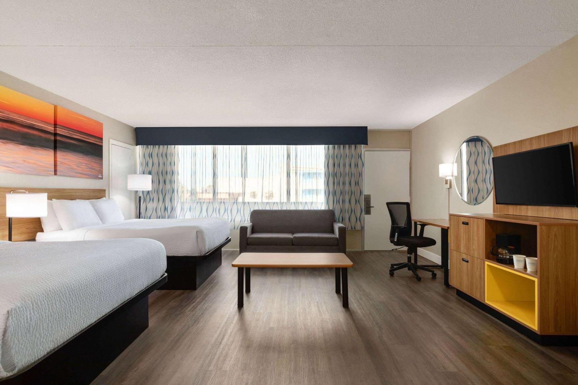 Days Inn By Wyndham Myrtle Beach-Beach Front Kültér fotó